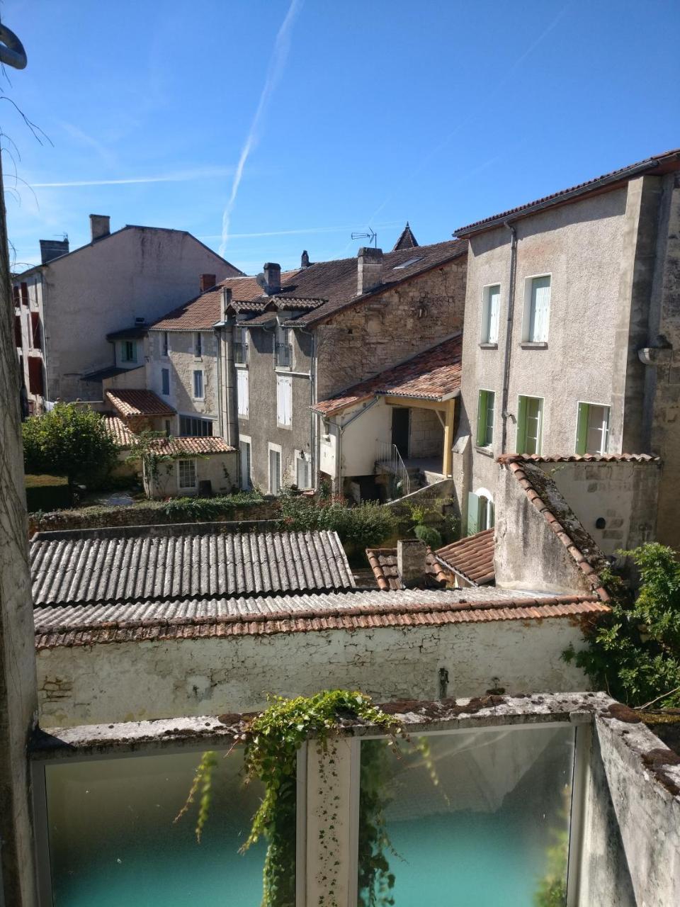 Hotel Restaurant Charbonnel Brantome Exterior photo